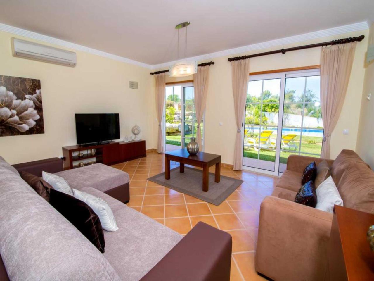D02 - Heaven Golf Villa Lagos Bagian luar foto